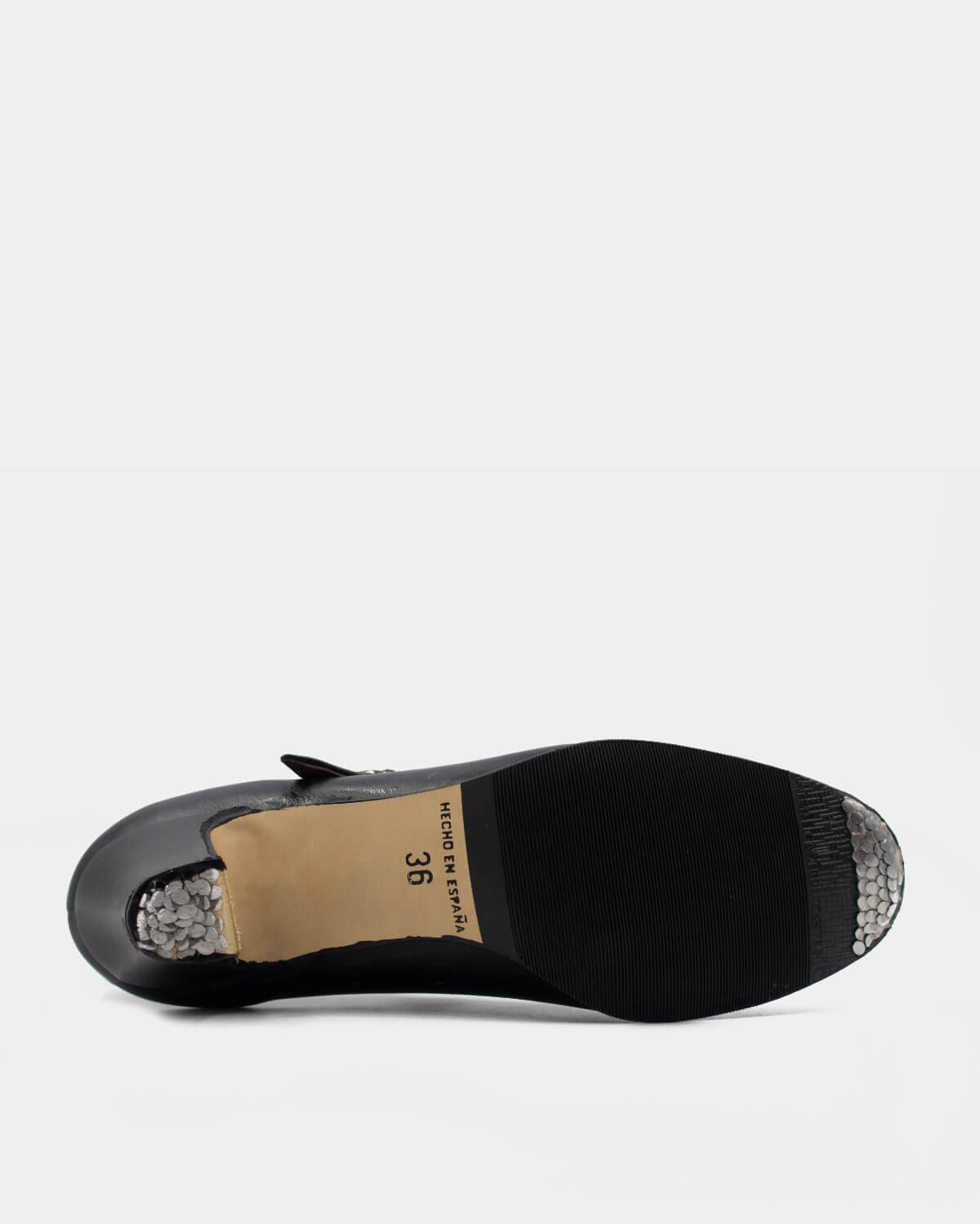 Amateur Flamenco Shoes with nails